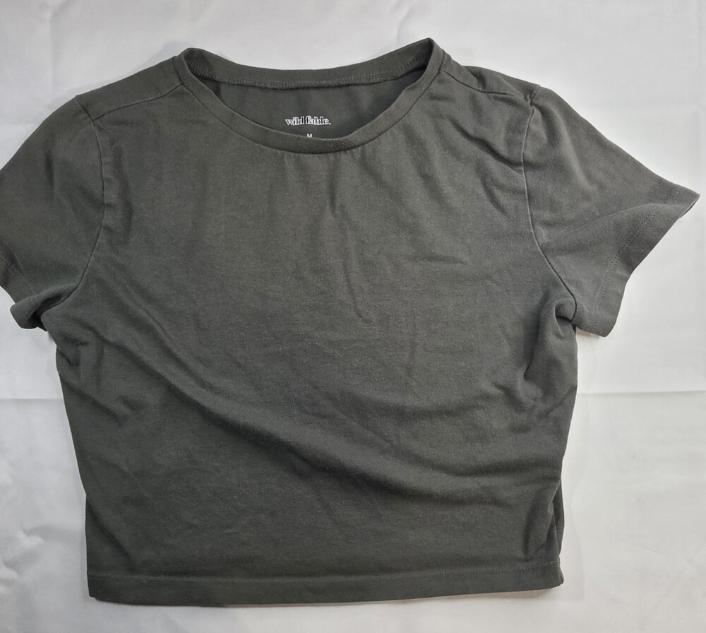 Wild Fable Women's Cropped T-Shirt Size M Gray Cotton Blend Short Sleeve Sku 348